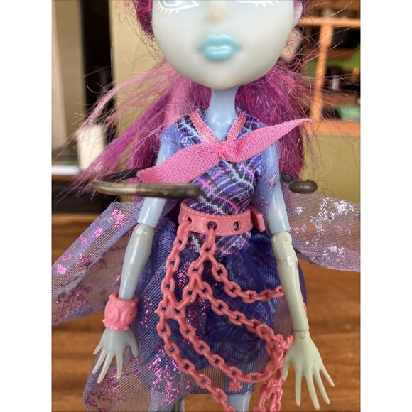 Monster High Doll - Picture 4 of 10